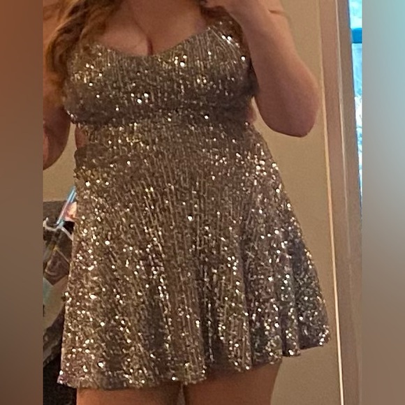 Sequin Cut-Out Mini Skater Dress - XL - Picture 4 of 4